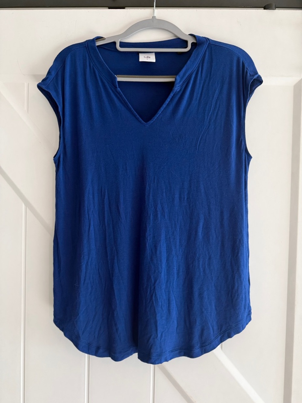 CAbi Notch Tee - Picture 3 of 12